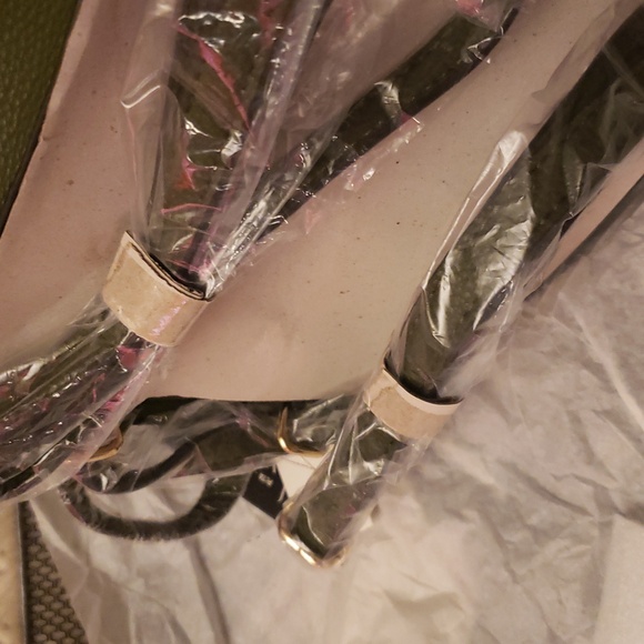 Isabelle Convertible Backpack - Picture 15 of 17